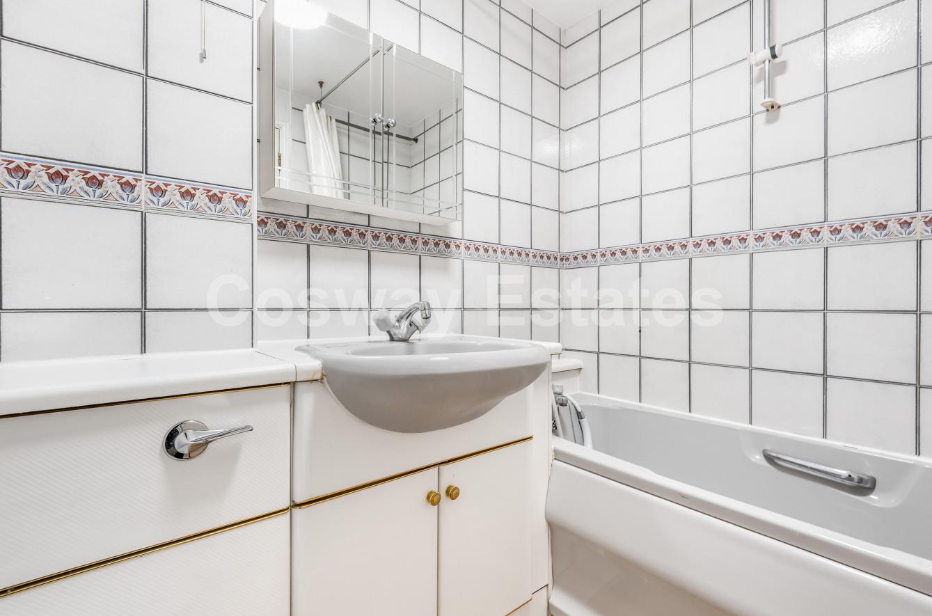 Sandringham Court, Priory Field Drive, Edgware